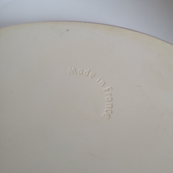 French Oval Lavender Casserole Dish10" X 7"Made in France - Picture 4 of 6